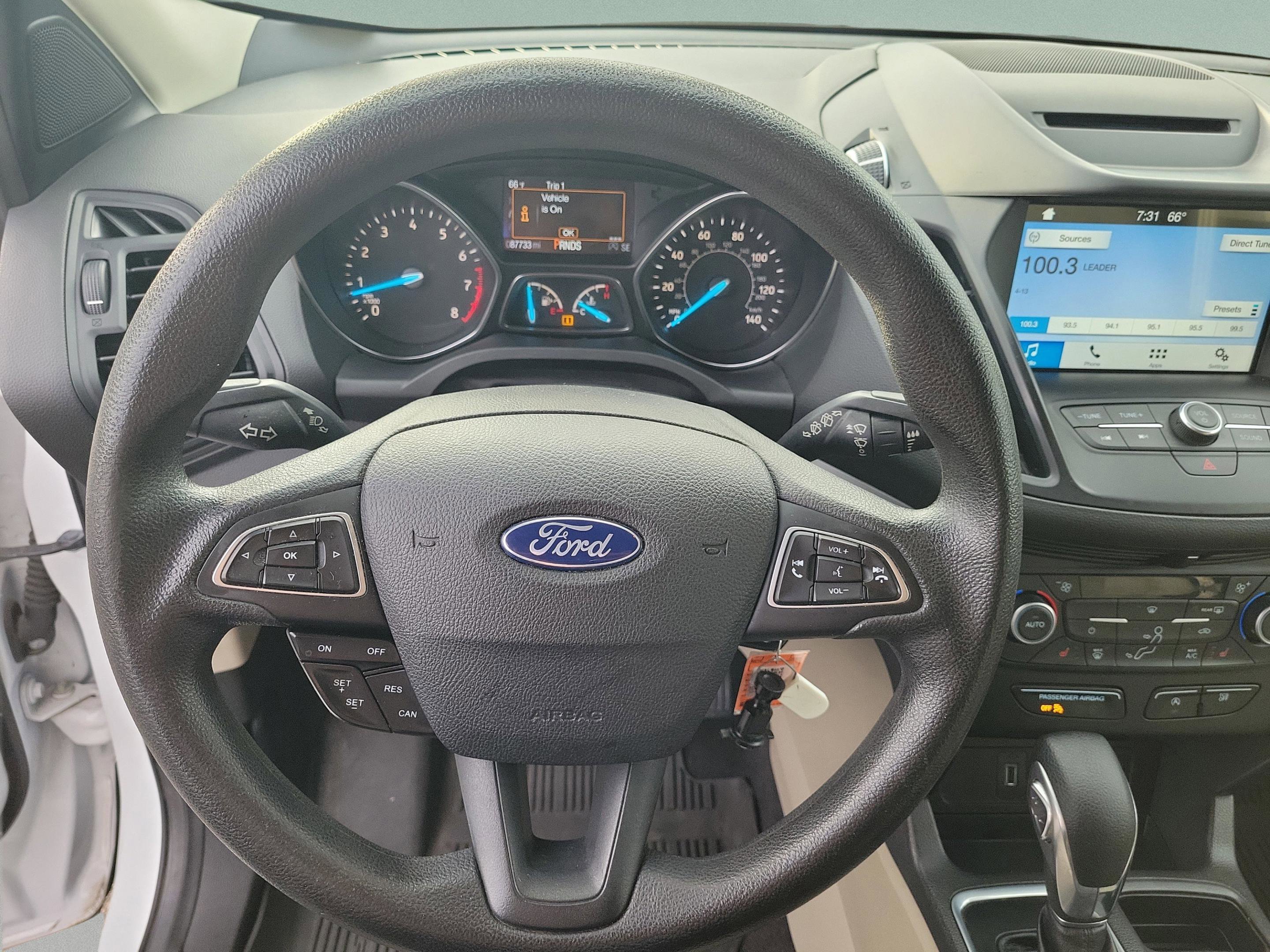 Certified 2018 Ford Escape SE w/ SE Sync 3 Package AWD/4WD image 21