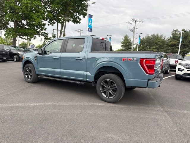 Certified 2022 Ford Explorer XLT w/ Equipment Group 202A AWD/4WD image 4