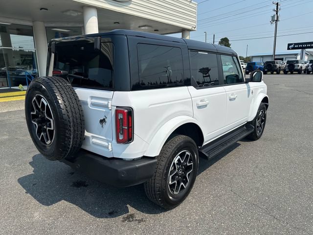 Certified 2025 Ford Bronco Outer Banks AWD/4WD image 2