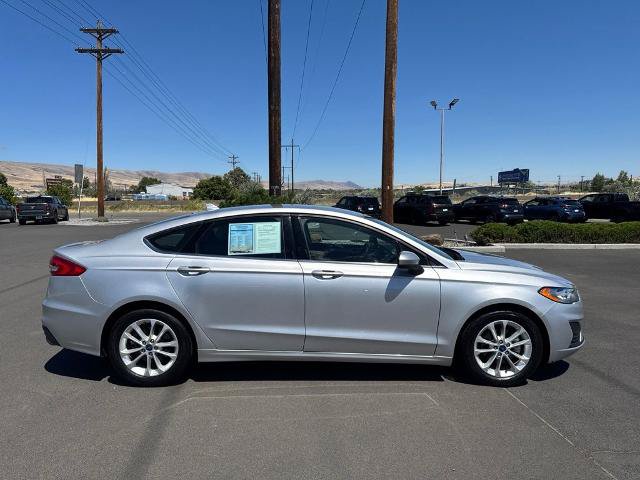 Certified 2019 Ford Fusion SE FWD image 2
