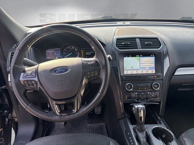 Certified 2018 Ford Explorer XLT w/ Equipment Group 202A AWD/4WD image 8