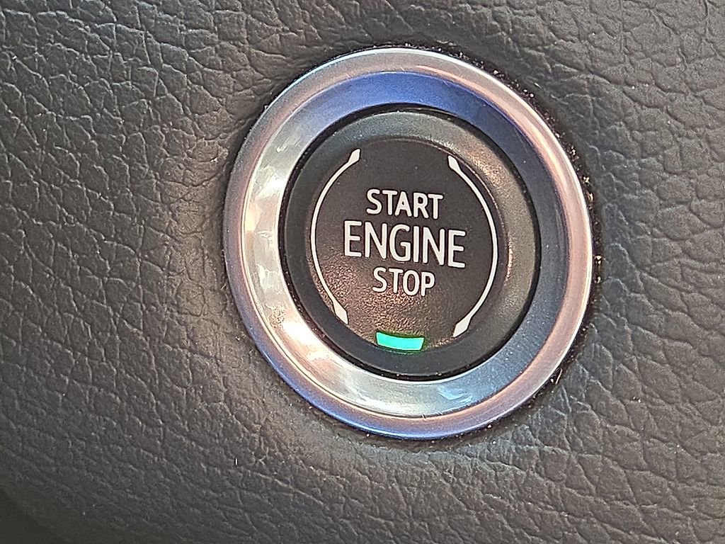 Used 2022 GMC Yukon Denali w/ Denali Ultimate Package image 27