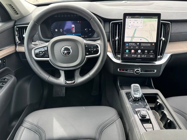 Used 2025 Volvo XC90 B6 Plus AWD/4WD image 19