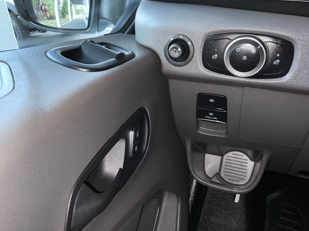 Certified 2025 Ford Transit 250 148 High Roof Extended RWD image 17