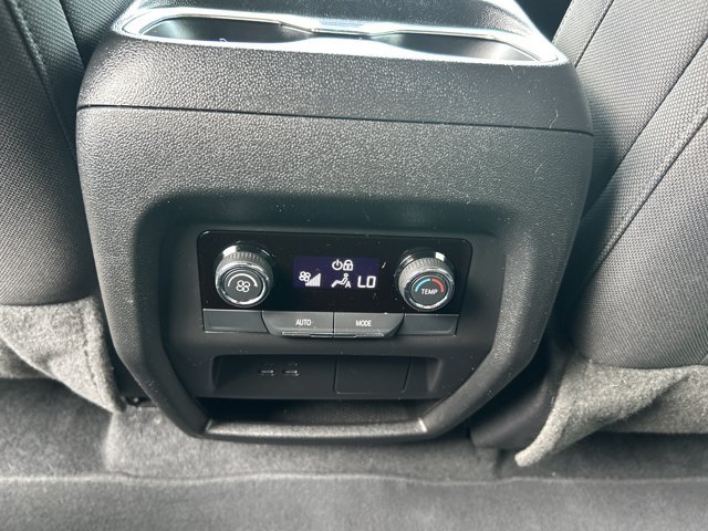 Used 2024 Chevrolet Traverse LS FWD image 19