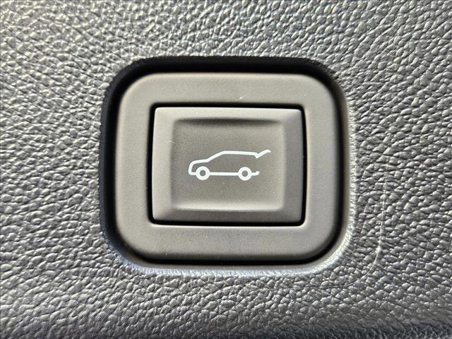 Used 2026 GMC Acadia Elevation w/ Black Edition FWD image 30