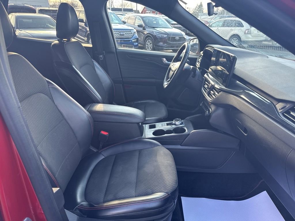 Certified 2023 Ford Escape ST-Line w/ Tech Pack #1 image 26