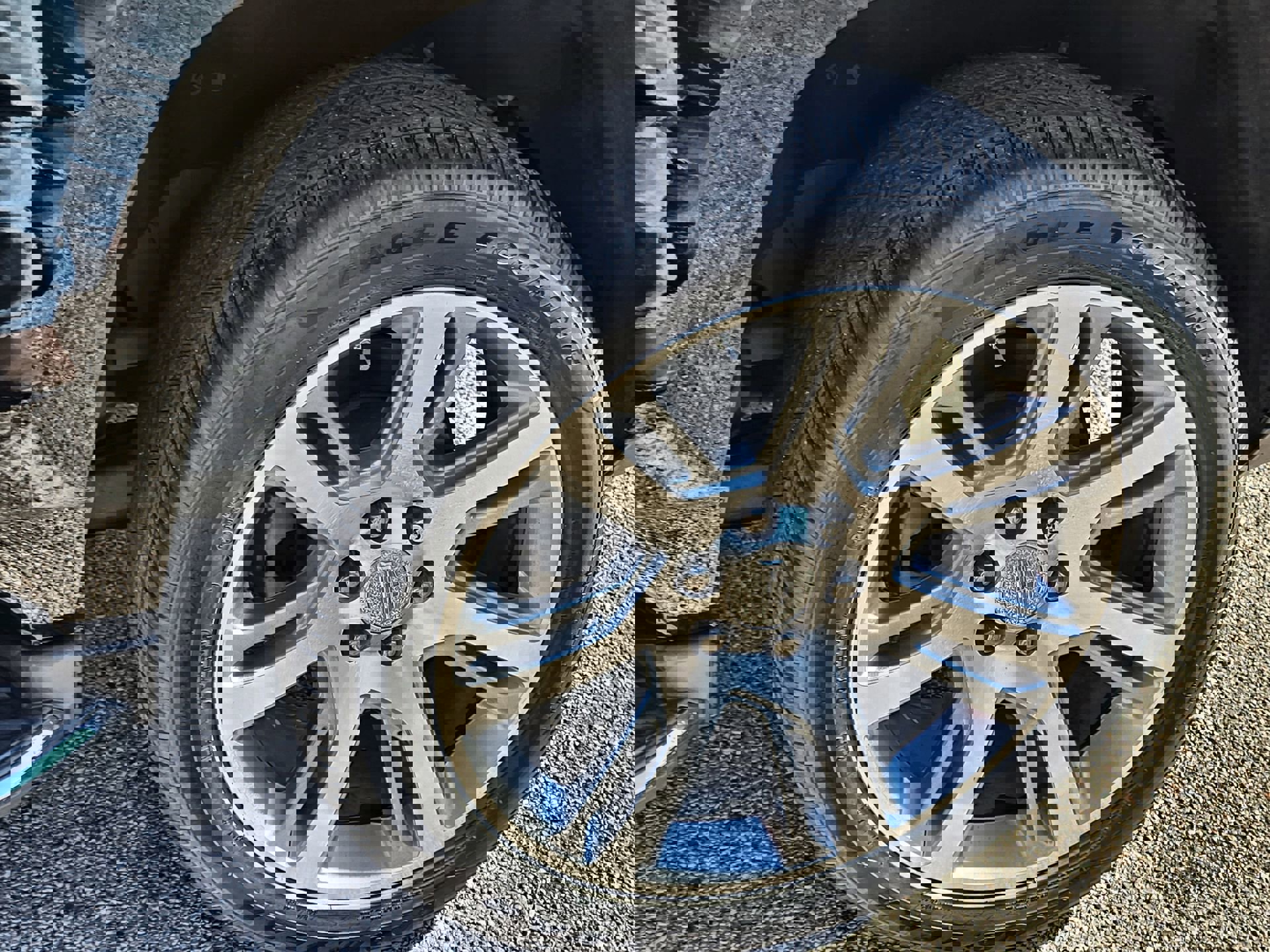 Used 2017 Cadillac Escalade Luxury image 10