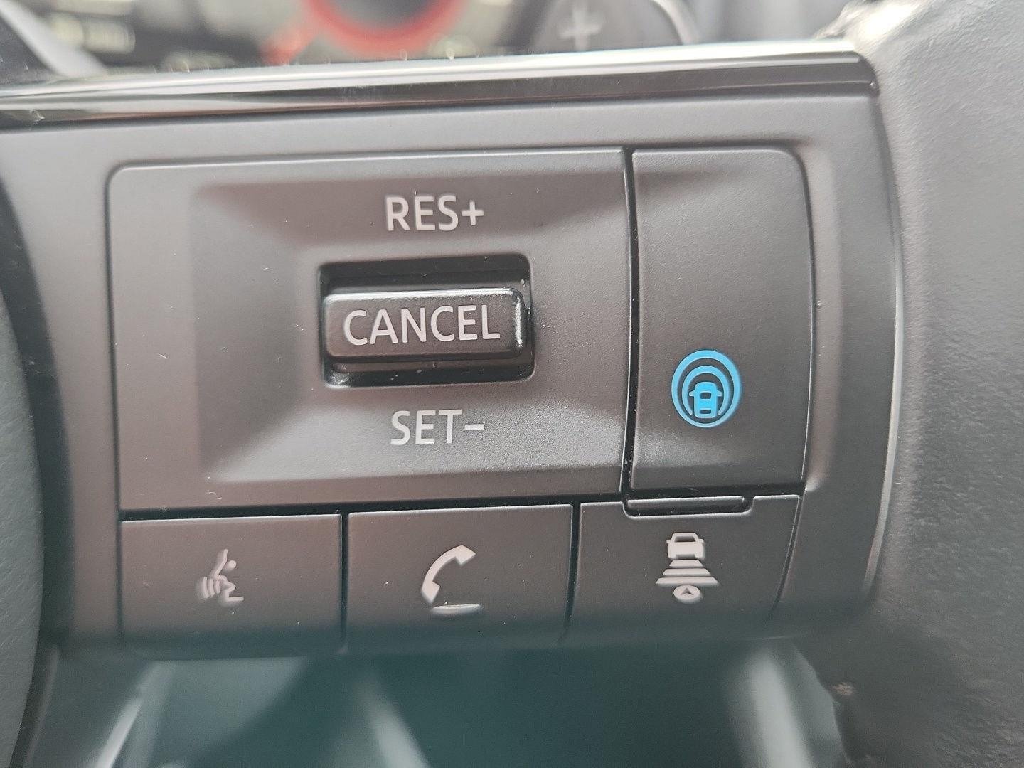 Used 2021 Nissan Rogue Platinum AWD/4WD image 21
