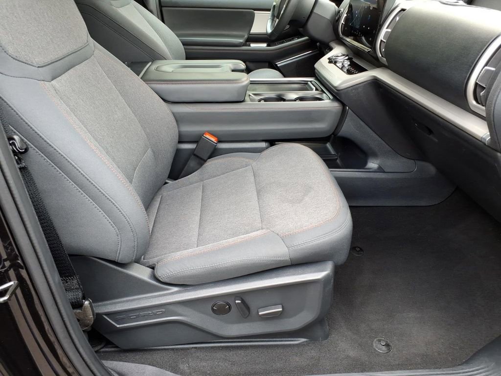 Certified 2025 Ford Expedition Max Active AWD/4WD image 8