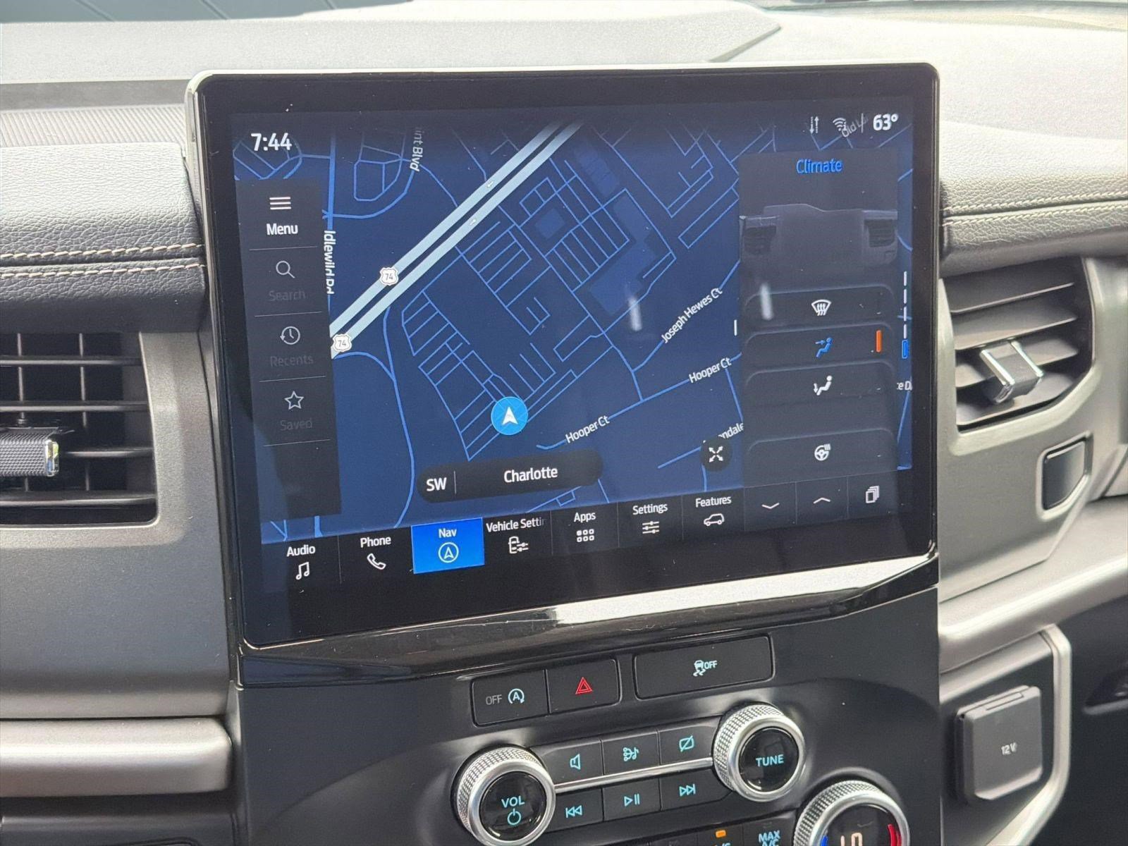 Certified 2024 Ford Expedition XLT RWD image 23