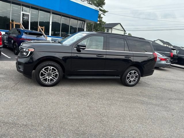 Certified 2025 Ford Expedition Active AWD/4WD image 15