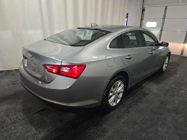 Used 2024 Chevrolet Malibu LT image 3