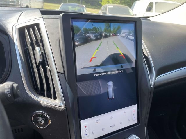 Certified 2023 Ford Edge Titanium w/ Class II Trailer Tow Package AWD/4WD image 33