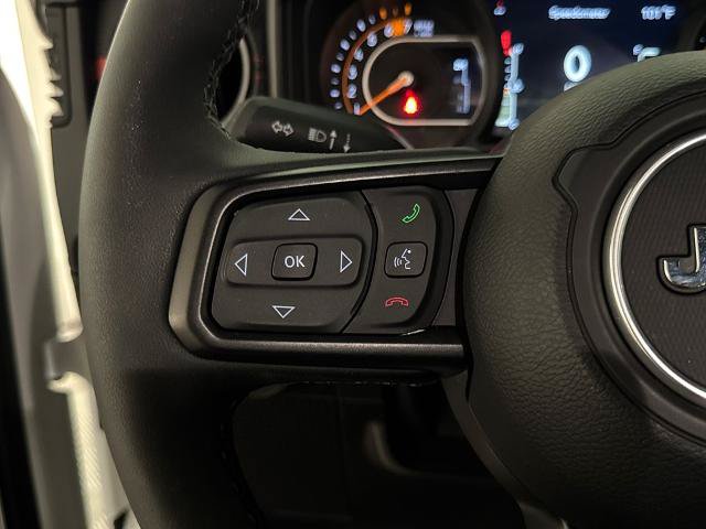Used 2025 Jeep Wrangler Unlimited Rubicon w/ Safety Group AWD/4WD image 18