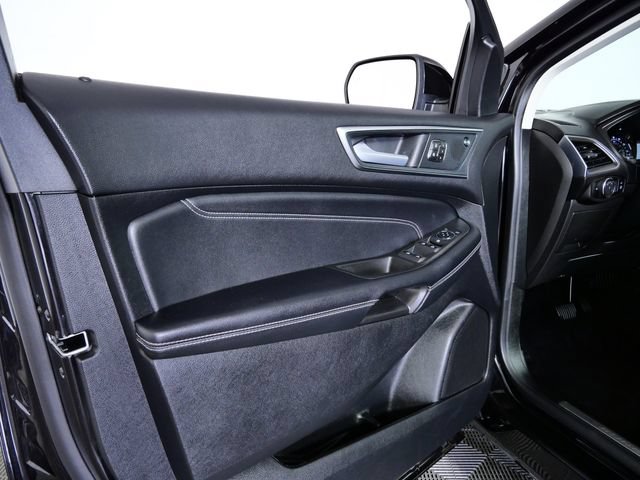 Certified 2024 Ford Edge Titanium AWD/4WD image 15