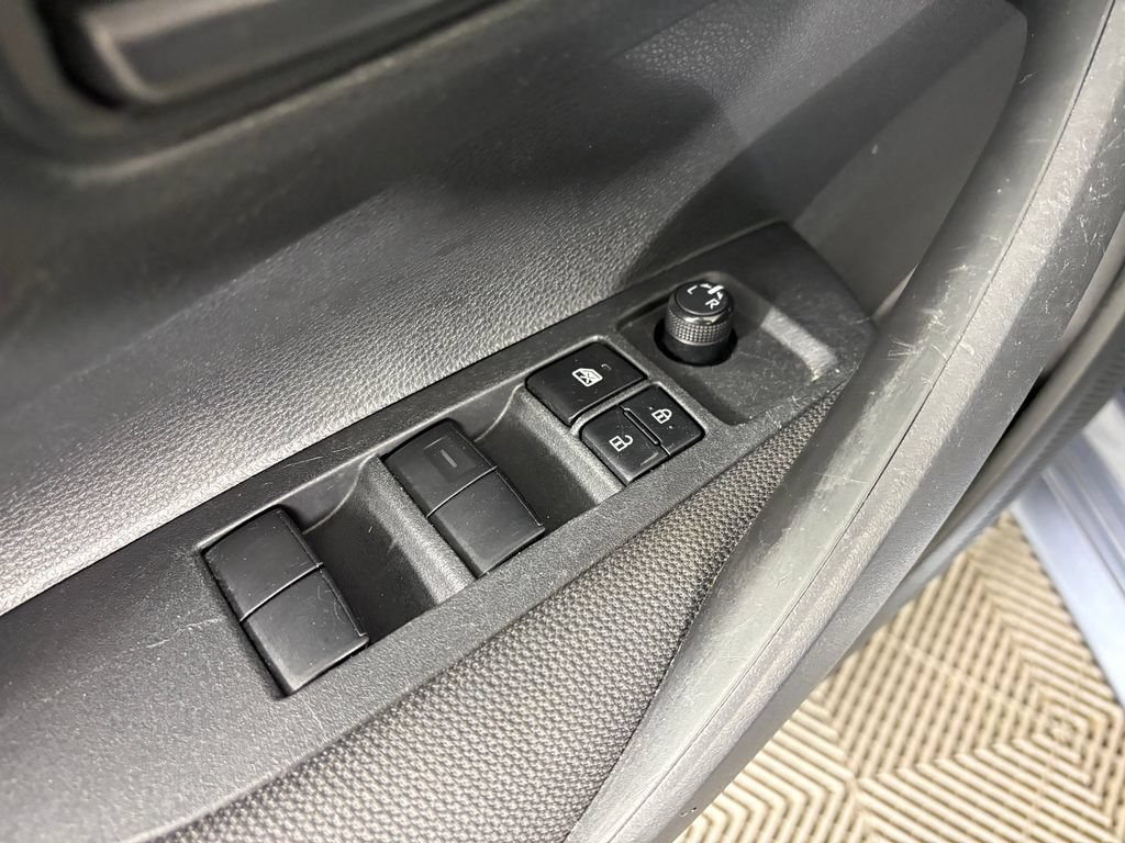 Used 2023 Toyota Corolla LE FWD image 12