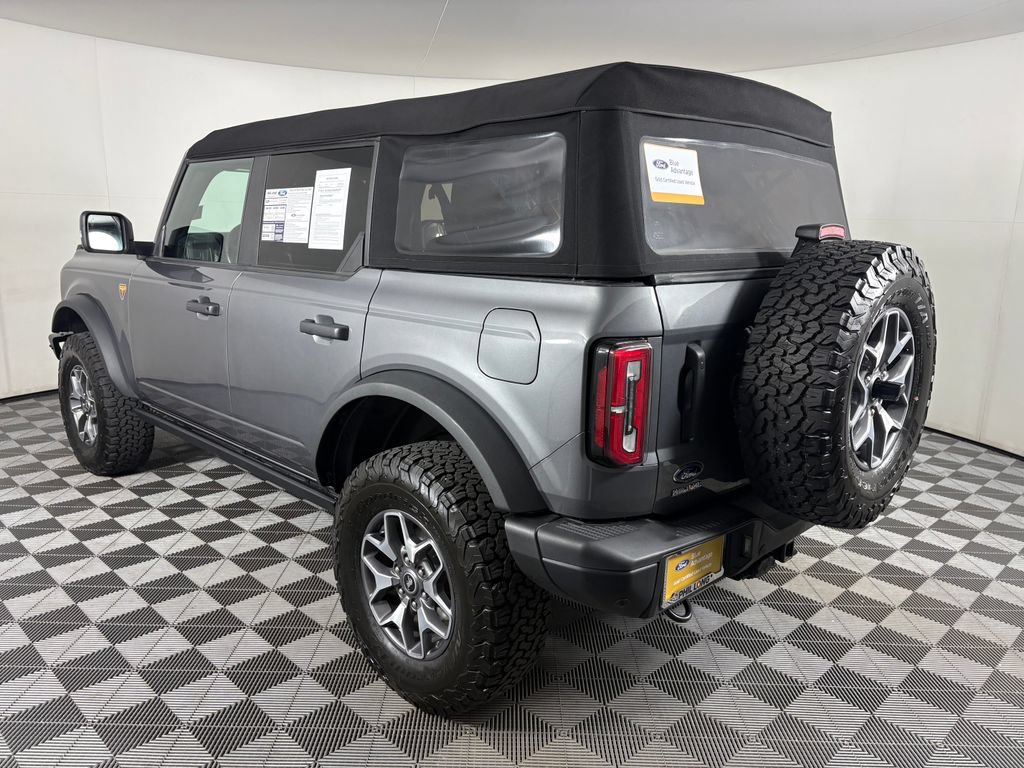 Certified 2024 Ford Bronco Badlands AWD/4WD image 3