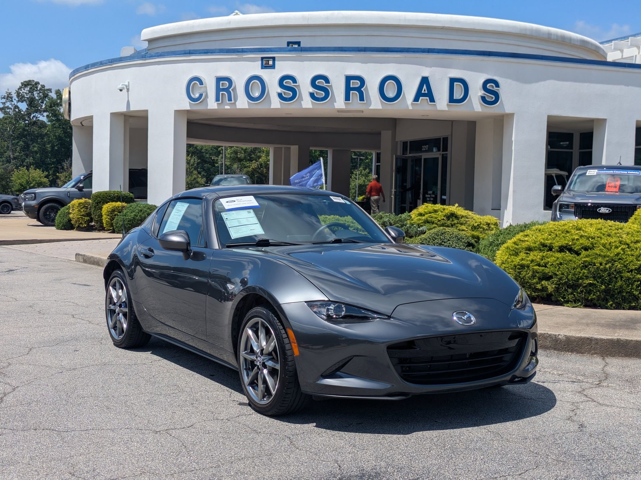 Used 2023 MAZDA MX-5 Miata Grand Touring RWD image 1