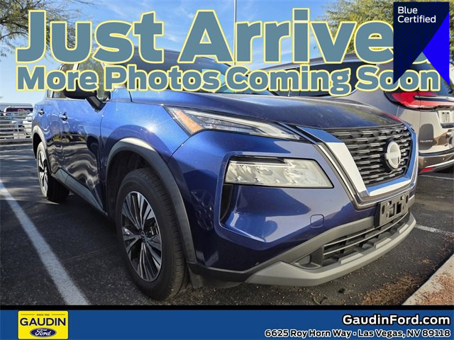 Used 2023 Nissan Rogue SV image 1