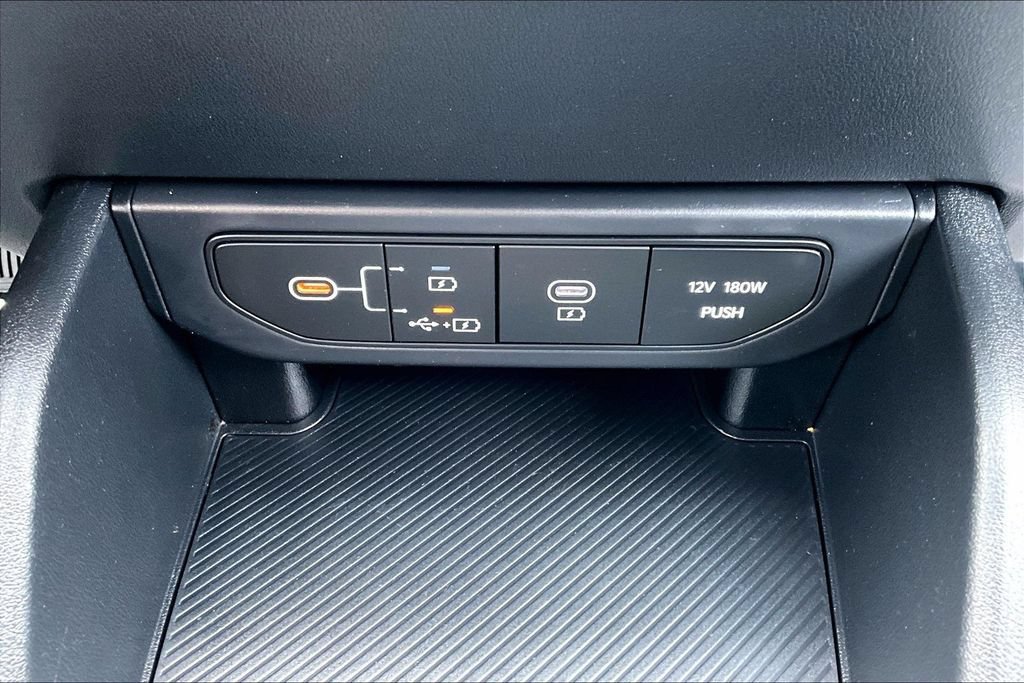 Used 2025 Kia K4 FWD image 32