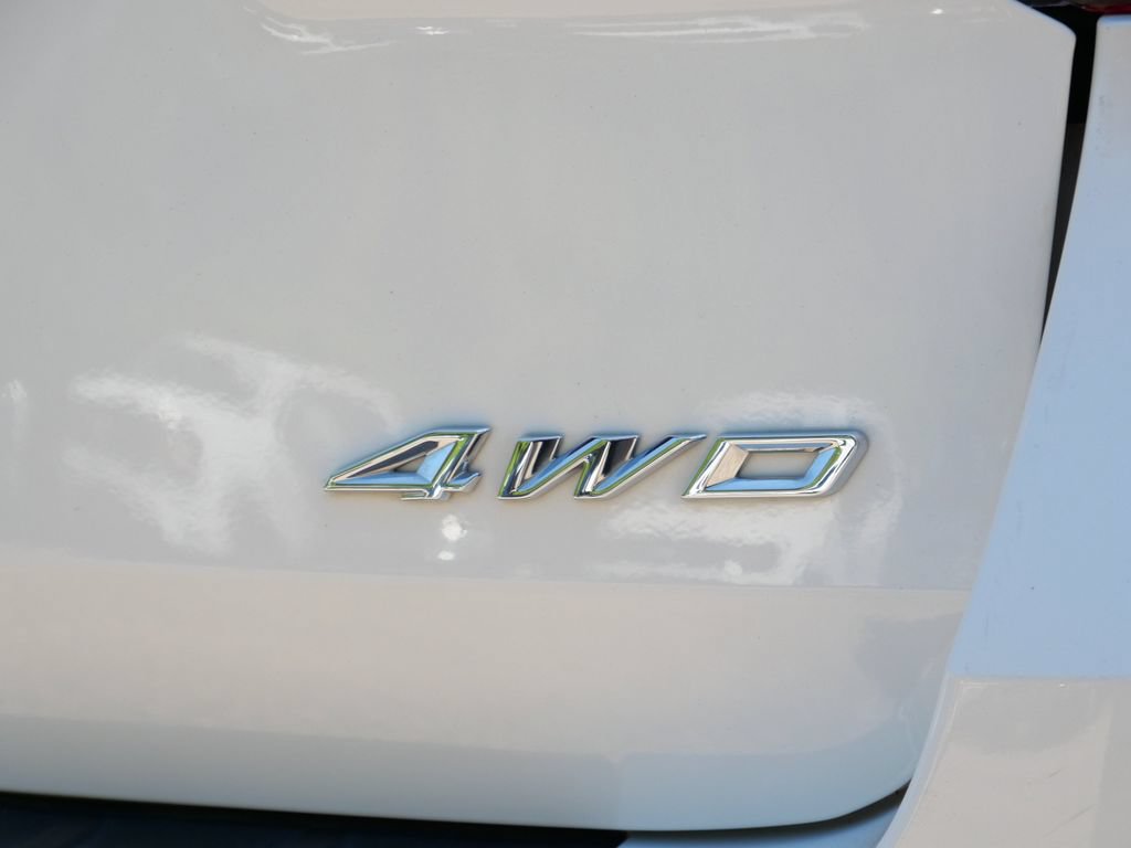 Certified 2023 Ford Explorer Limited w/ Equipment Group 301A AWD/4WD image 8