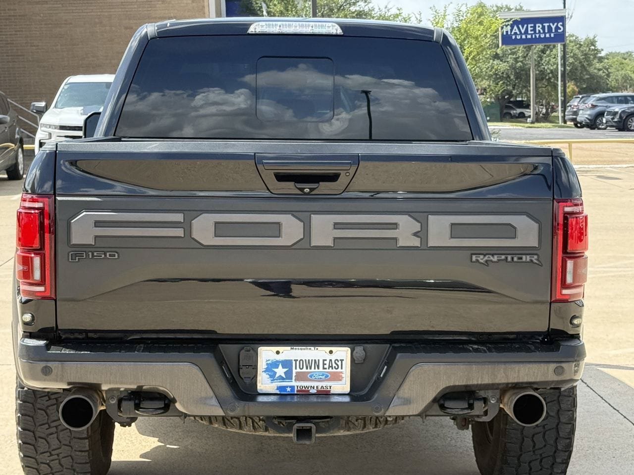 Certified 2019 Ford F150 Raptor w/ Equipment Group 802A Luxury AWD/4WD image 7