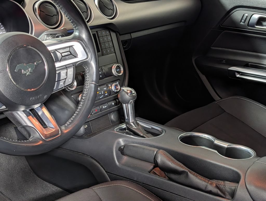 Certified 2022 Ford Mustang GT RWD image 22