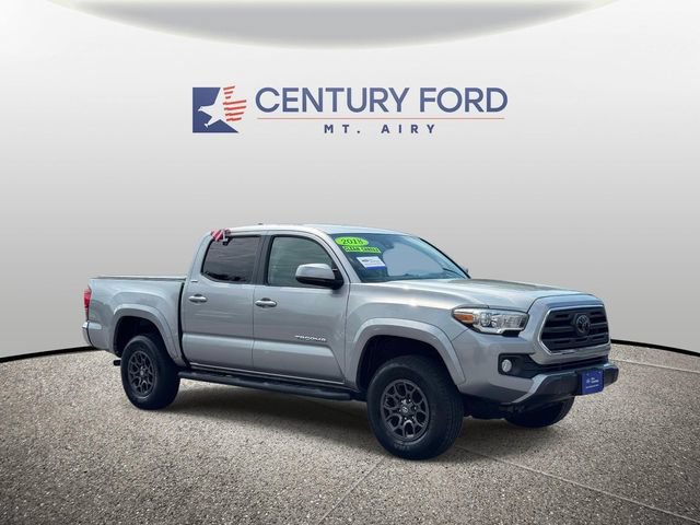 Used 2018 Toyota Tacoma SR5 w/ Four Season Floor Mat Package AWD/4WD image 1