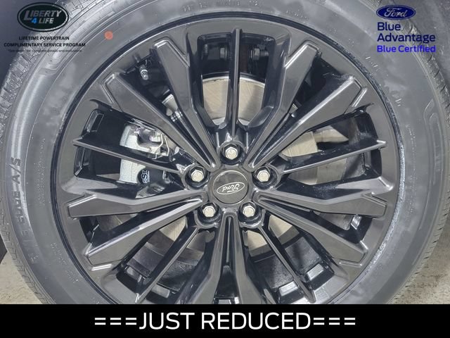 Certified 2023 Ford Escape ST-Line Elite w/ Premium Technology Package AWD/4WD image 11