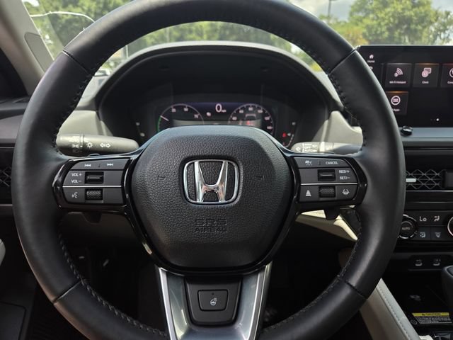 Used 2025 Honda Accord Touring image 24