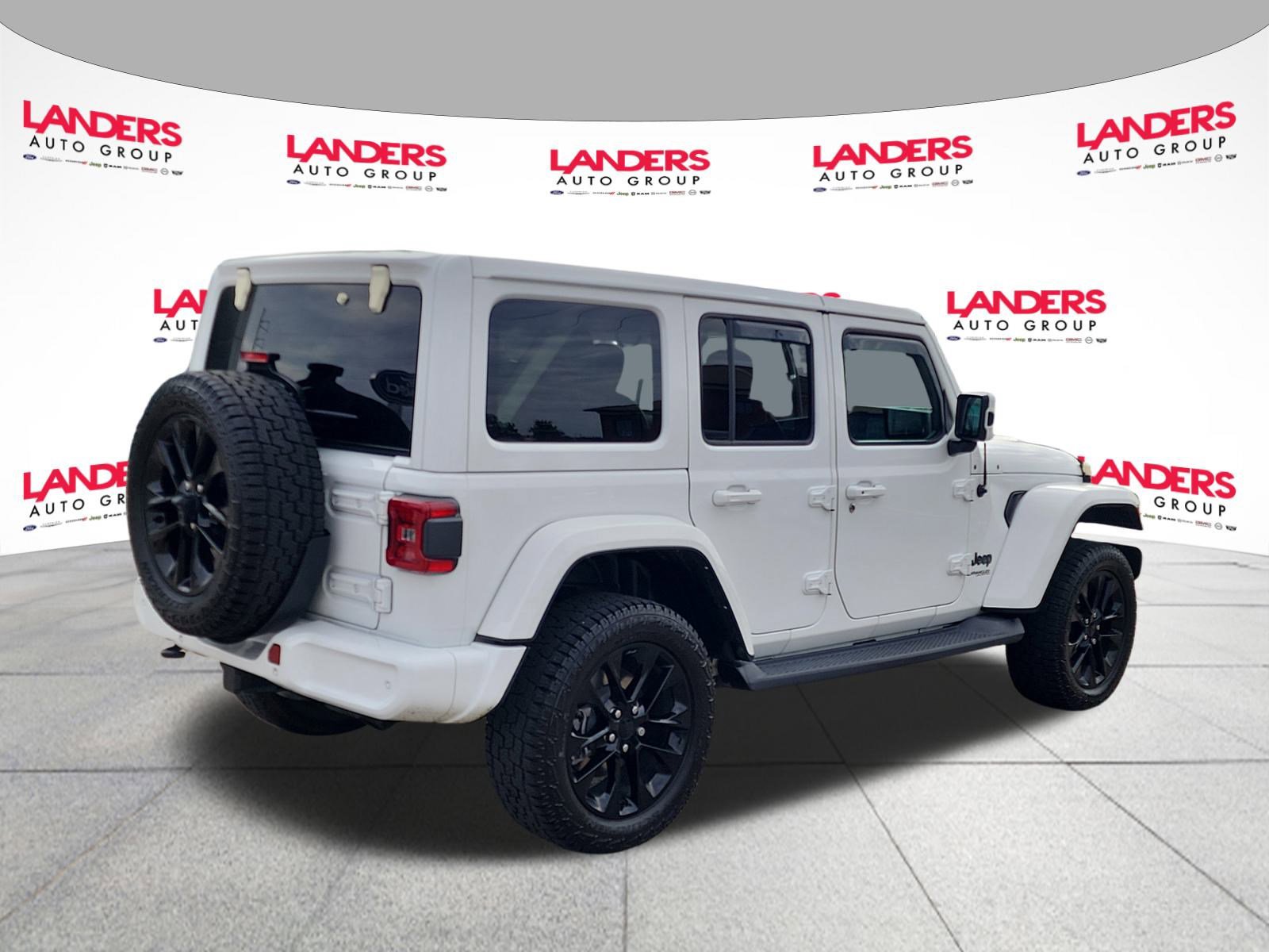 Used 2021 Jeep Wrangler Unlimited Sahara image 3