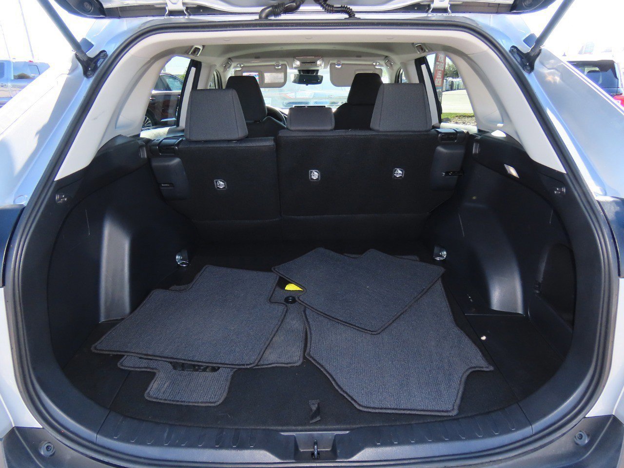 Used 2024 Toyota RAV4 LE image 15