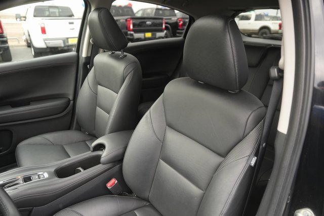 Used 2018 Honda HR-V EX-L image 10