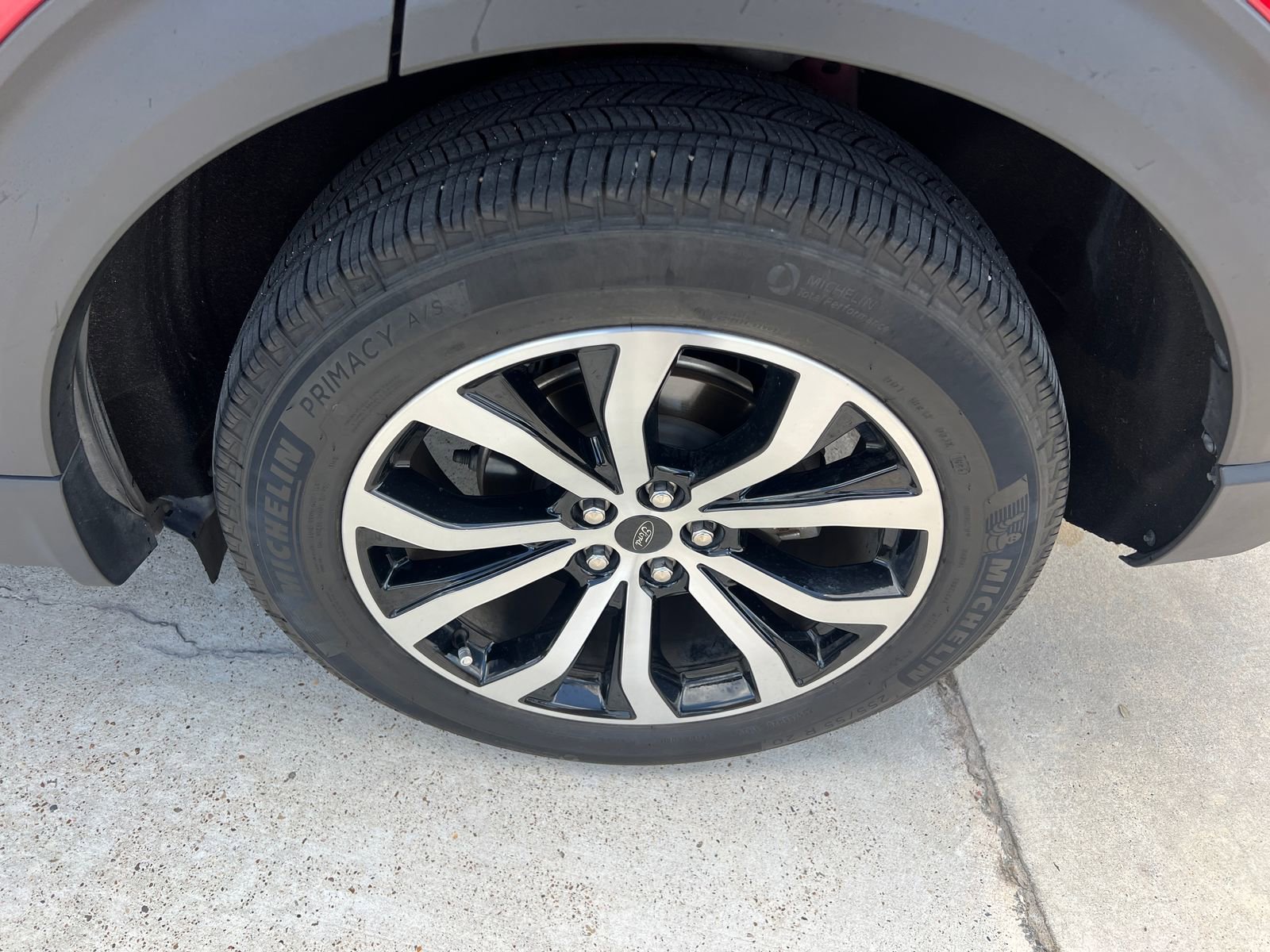 Certified 2023 Ford Explorer ST-Line w/ Class IV Trailer Tow Package RWD image 26