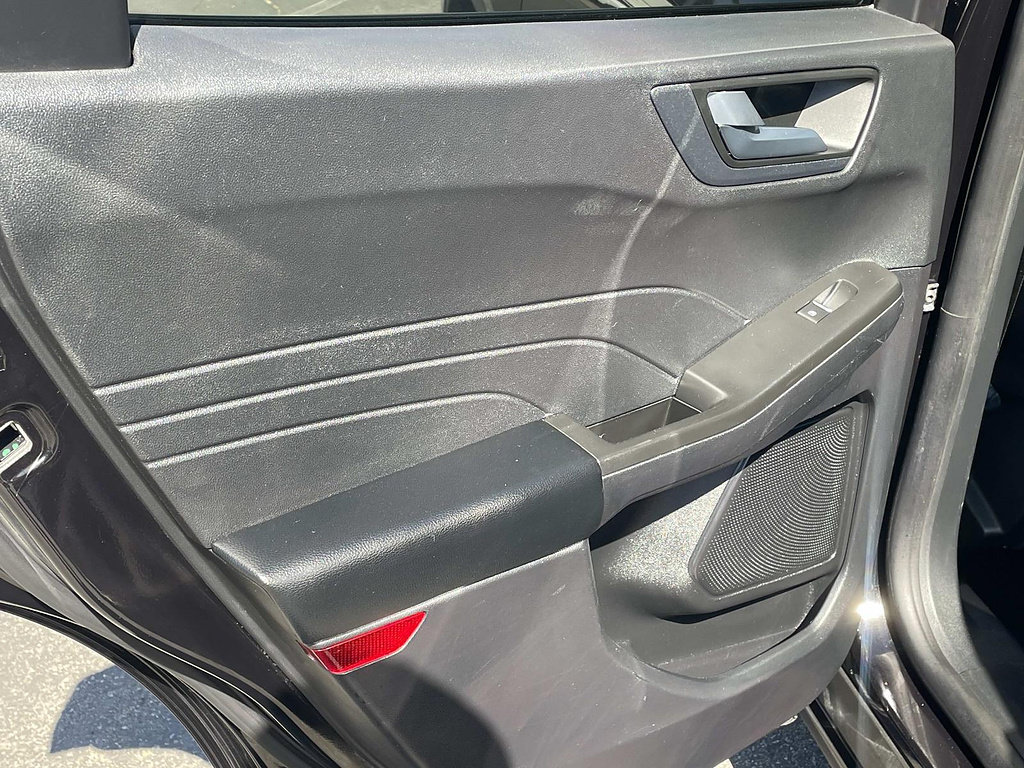 Certified 2022 Ford Escape SEL AWD/4WD image 32