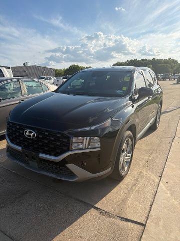 Used 2023 Hyundai Santa Fe SE FWD image 4