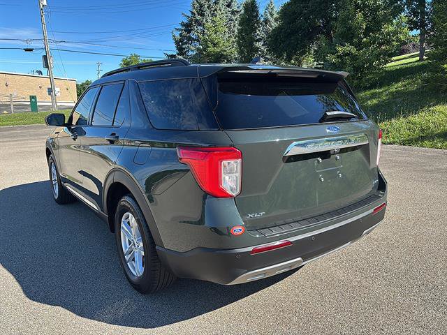 Certified 2023 Ford Explorer XLT w/ Equipment Group 202A AWD/4WD image 2