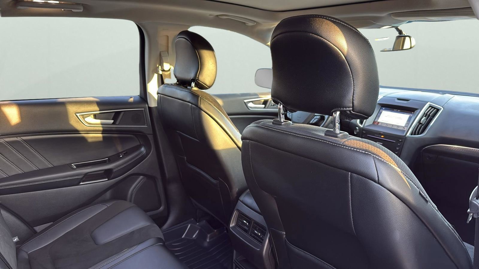 Certified 2018 Ford Edge Sport w/ Technology Package image 29