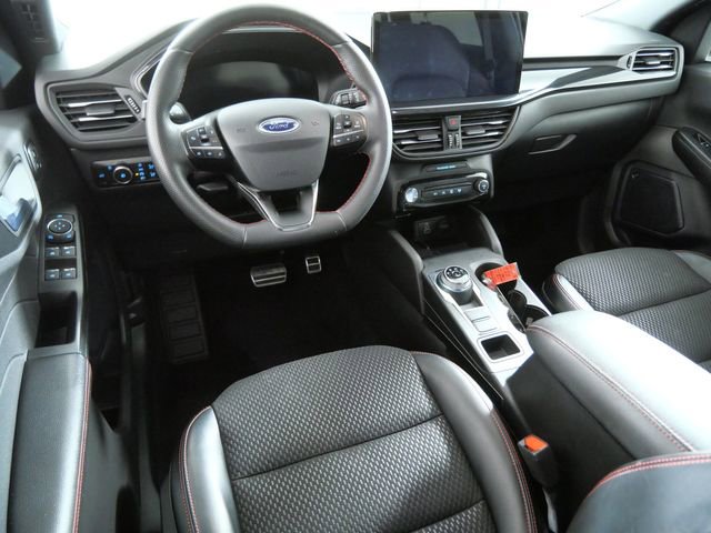 Certified 2024 Ford Escape ST-Line Select w/ Tech Pack #2 AWD/4WD image 4