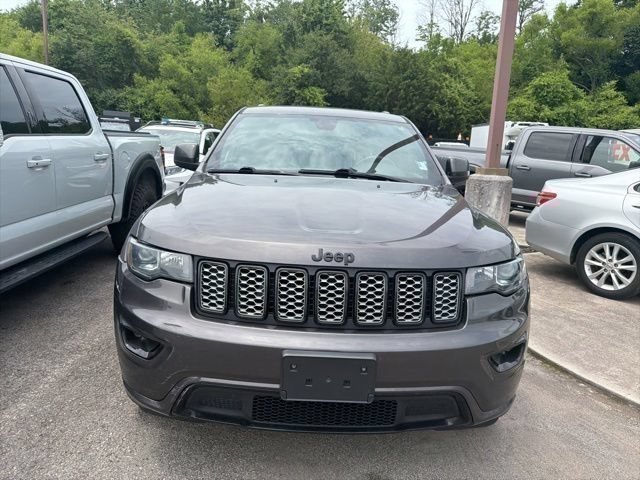 Used 2021 Jeep Grand Cherokee Laredo X RWD image 2