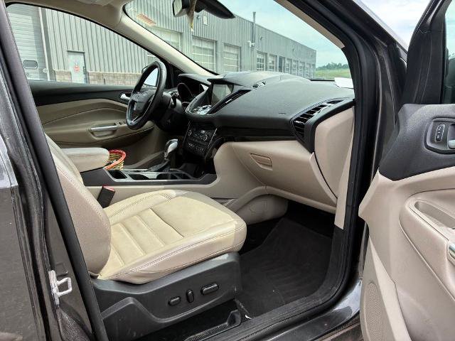 Certified 2019 Ford Escape Titanium AWD/4WD image 12