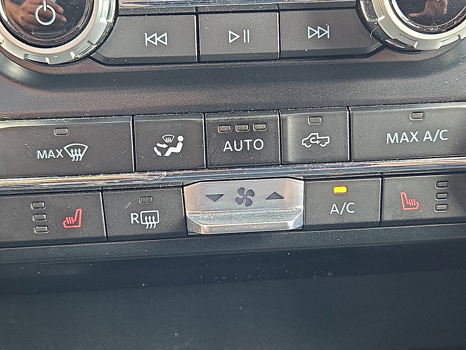 Certified 2023 Ford F150 XLT w/ Equipment Group 302A High image 20