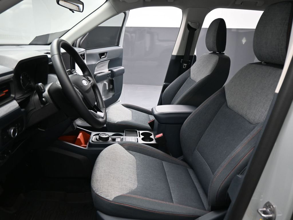 Certified 2024 Ford Maverick XLT w/ XLT Luxury Package image 37