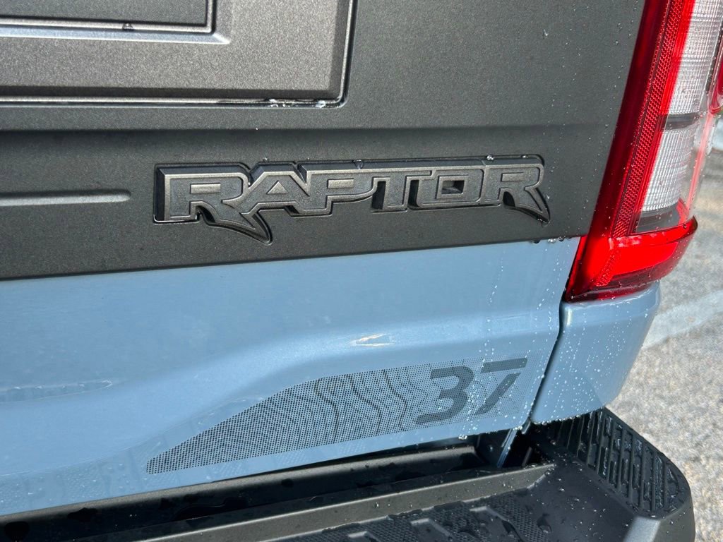 Certified 2023 Ford F150 Raptor w/ Raptor 37 Performance Package AWD/4WD image 26
