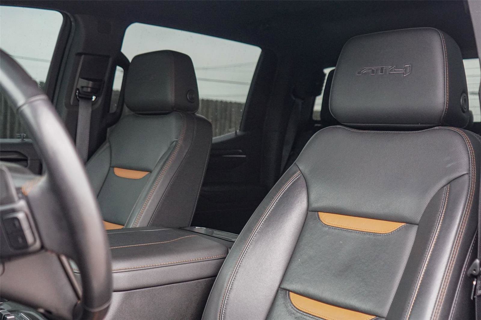Used 2023 GMC Sierra 1500 AT4 w/ AT4 Premium Package AWD/4WD image 11