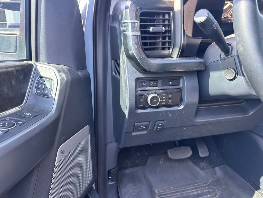 Certified 2024 Ford F250 Lariat w/ Lariat Ultimate Package AWD/4WD image 65