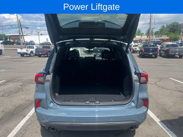 Certified 2023 Ford Escape ST-Line w/ Tech Pack #1 AWD/4WD image 6