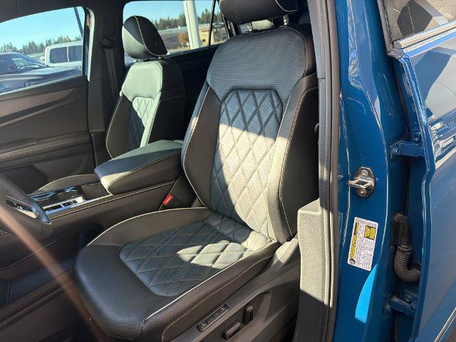 Used 2026 Volkswagen Atlas Cross Sport SEL Premium R-Line AWD/4WD image 19