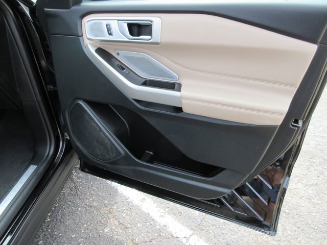 Certified 2023 Ford Explorer Limited w/ Limited Technology Package AWD/4WD image 36